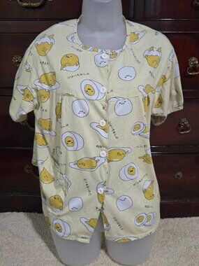 Sanrio Gudetama Yellow & White Egg Print Button Up Pajama Top Size Medium